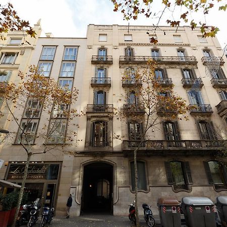 Апартаменты Alcam Paseo De Gracia Барселона Экстерьер фото